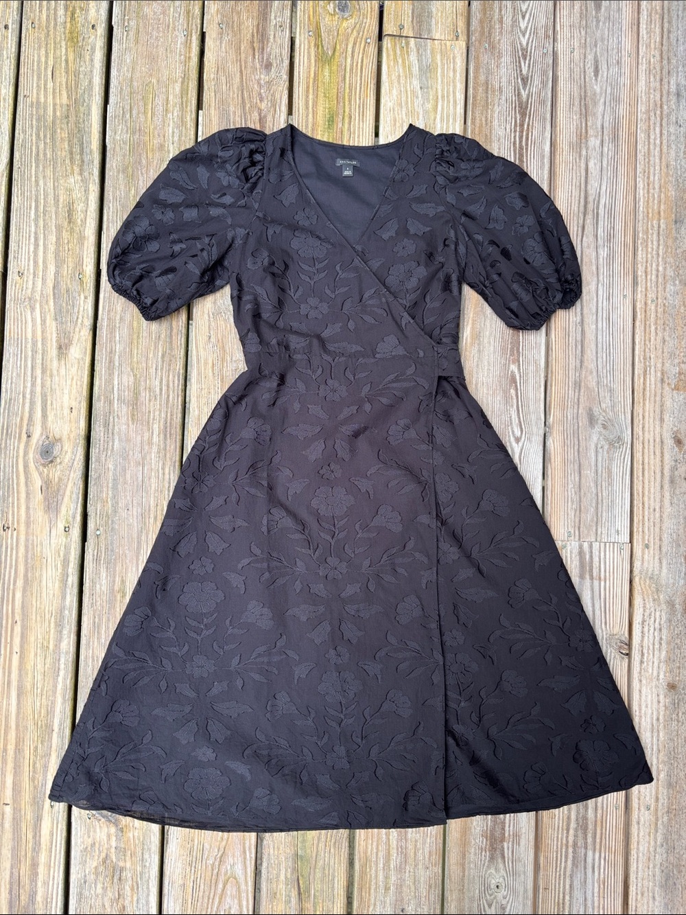 ANN TAYLOR | Black Floral Clip Wrap Puff Sleeve Cotton Wrap Midi Dress | Size 0